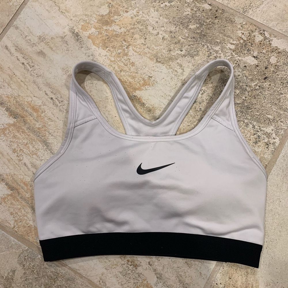 NIKE sports bra